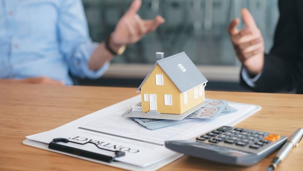 Prêt immobilier : quels taux de crédit pour les emprunteurs après la censure du gouvernement ?