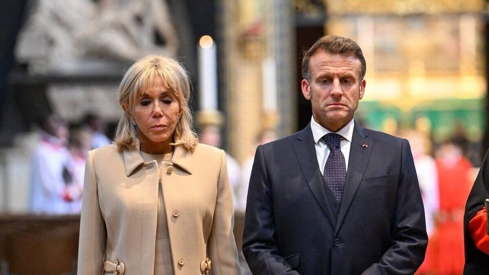 “À 17 ans, Emmanuel m’a…” : Brigitte Macron sans pudeur sur le début de leur relation