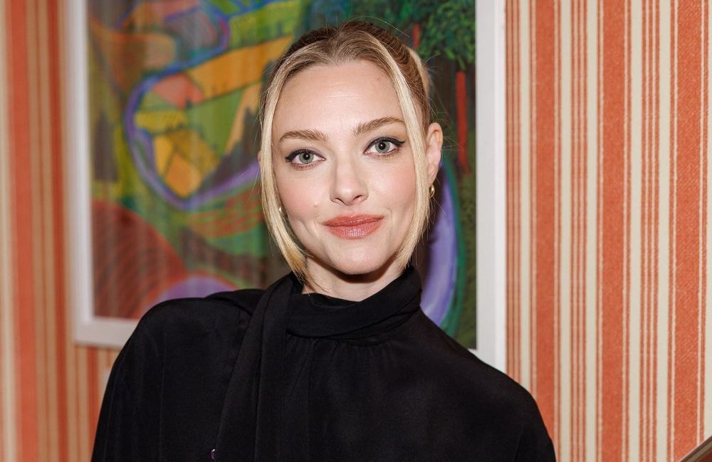 Ondulations et volume au max : Amanda Seyfried affiche sa chevelure au naturel à la Mostra de Venise