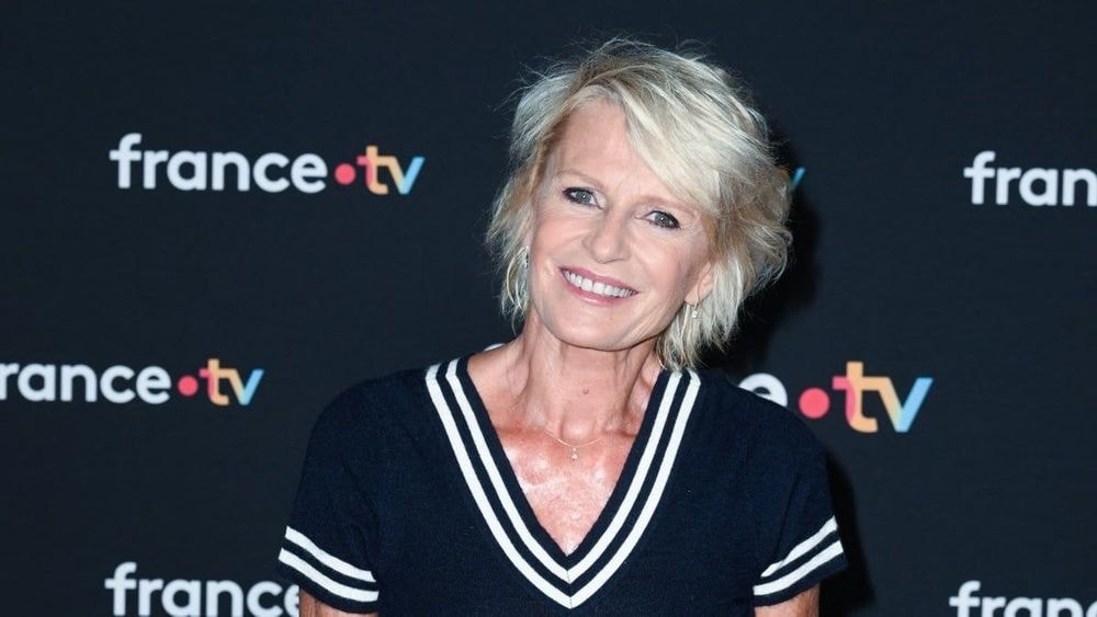 Sophie Davant, 62 ans et ménopausée, sans tabou sur son intimité : "La lubrification…"