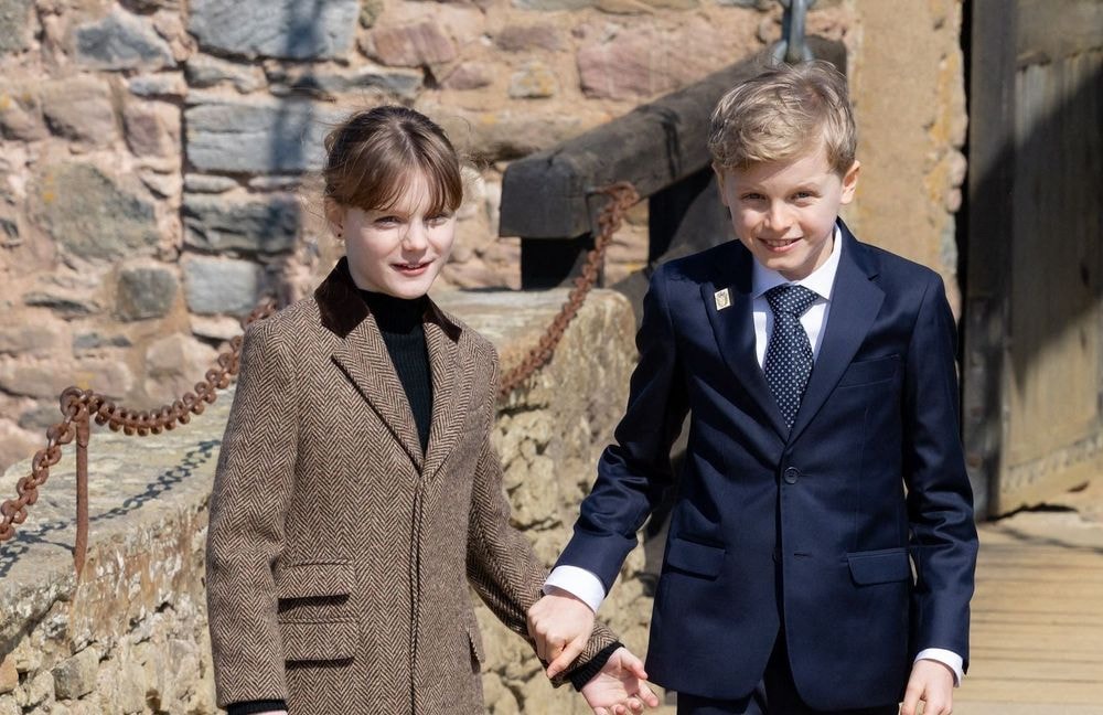 Albert II de Monaco : ses jumeaux Jacques et Gabriella célèbrent leur Première Communion