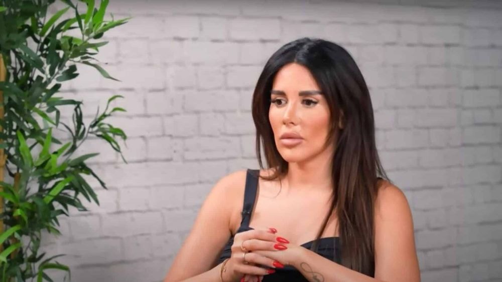 Laura Lempika : en couple et amoureuse, elle se confie comme jamais sur son nouveau chéri !
