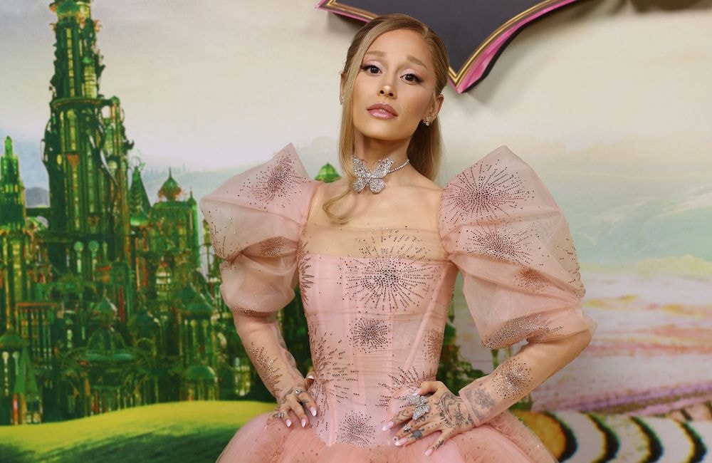 Ariana Grande reprend son nom complet pour « Wicked », elle explique ce choix sentimental