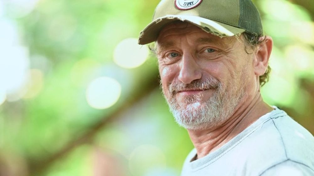 Jean-Paul Rouve : ses confidences terribles sur le harcèlement qu’il a connu, adolescent