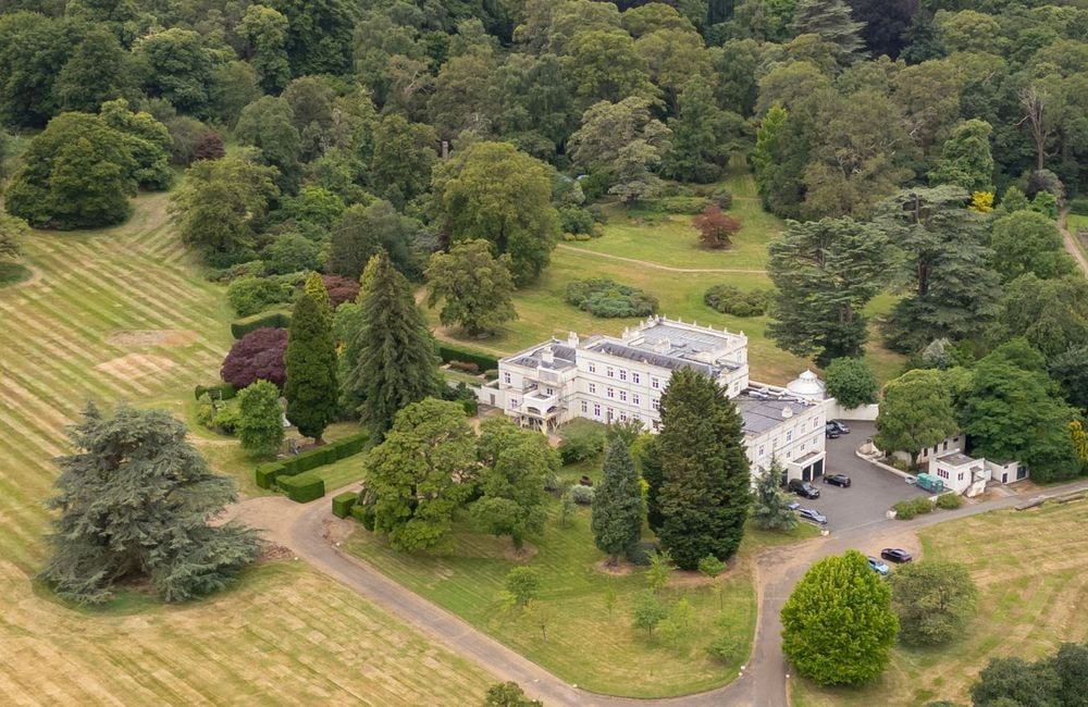 Royal Lodge : la résidence royale à Windsor que le prince Andrew doit quitter