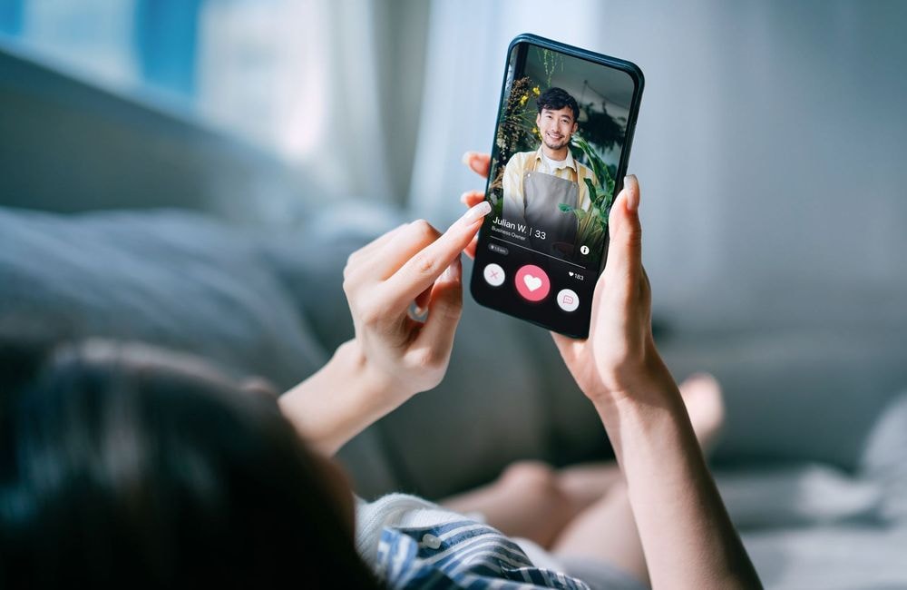 Sur Tinder, ce type de personnalité a le plus de succès sexuel (et c’est inquiétant)