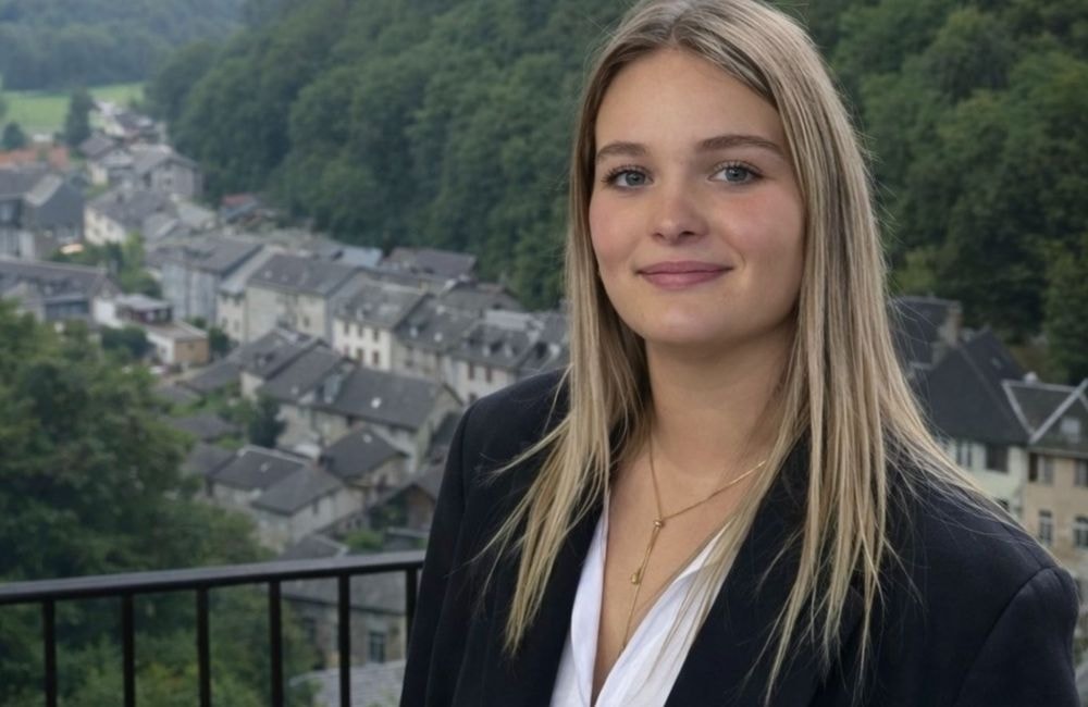 « J'ai fait de mon âge une force » : à 21 ans, Charlotte Perefarres devient la plus jeune maire de France