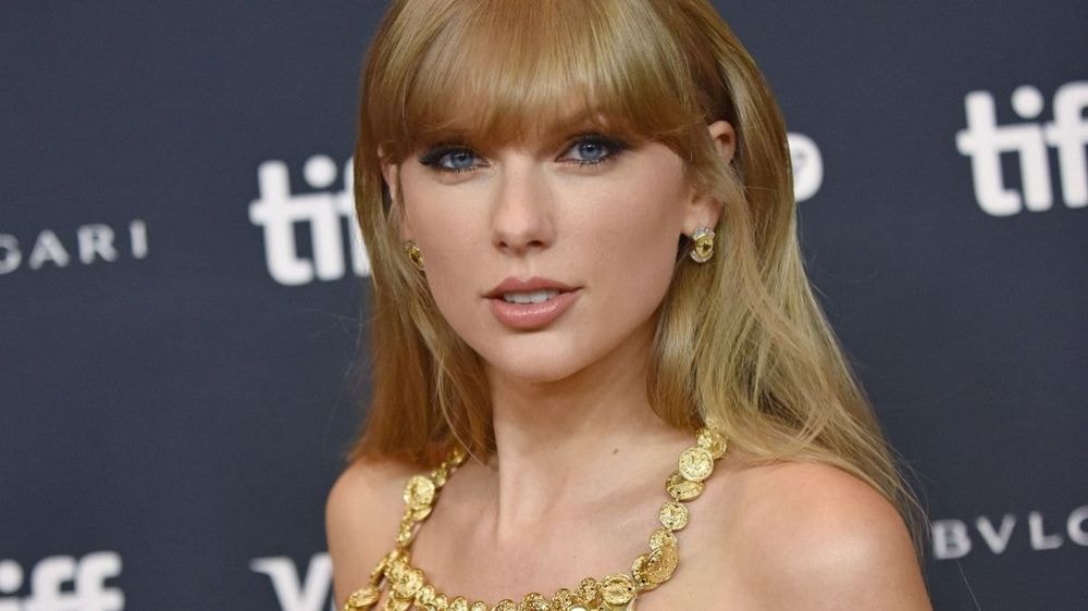 A 34 ans, Taylor Swift vide son sac sur l'élection et Kamala Harris : "C'est une...