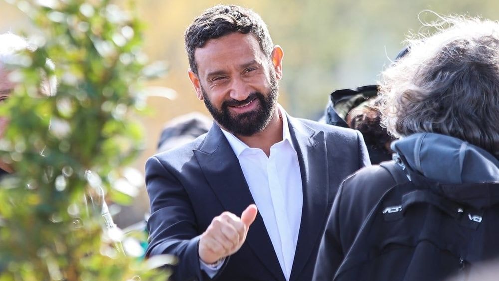 Cyril Hanouna rend hommage à son père décédé : "Un homme exceptionnel"