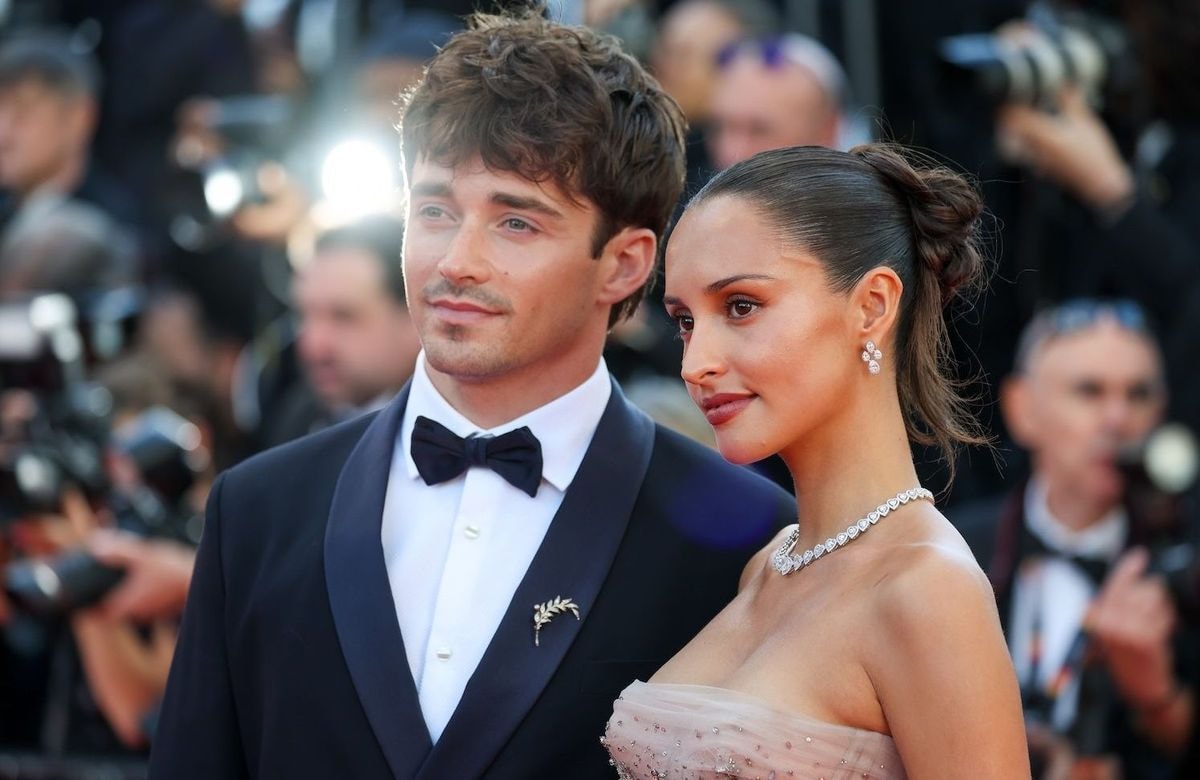 Charles Leclerc : son épouse Alexandra Leclerc dévoile son ventre arrondi dans une série de photos inédites