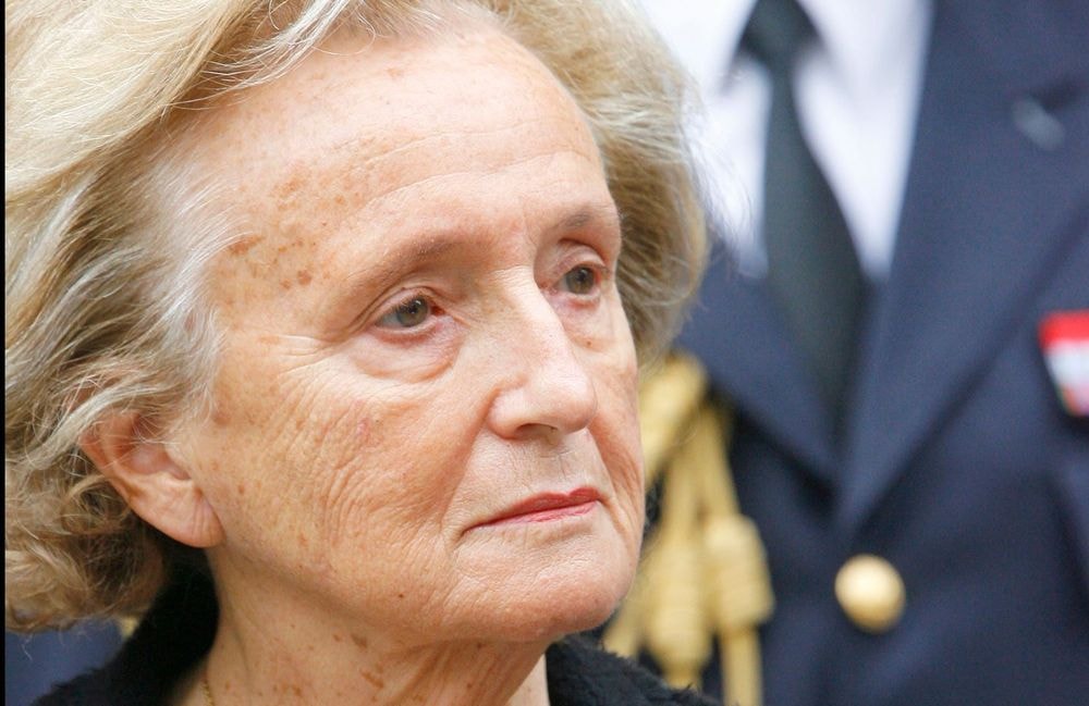 Bernardette Chirac décorée en secret par Emmanuel Macron
