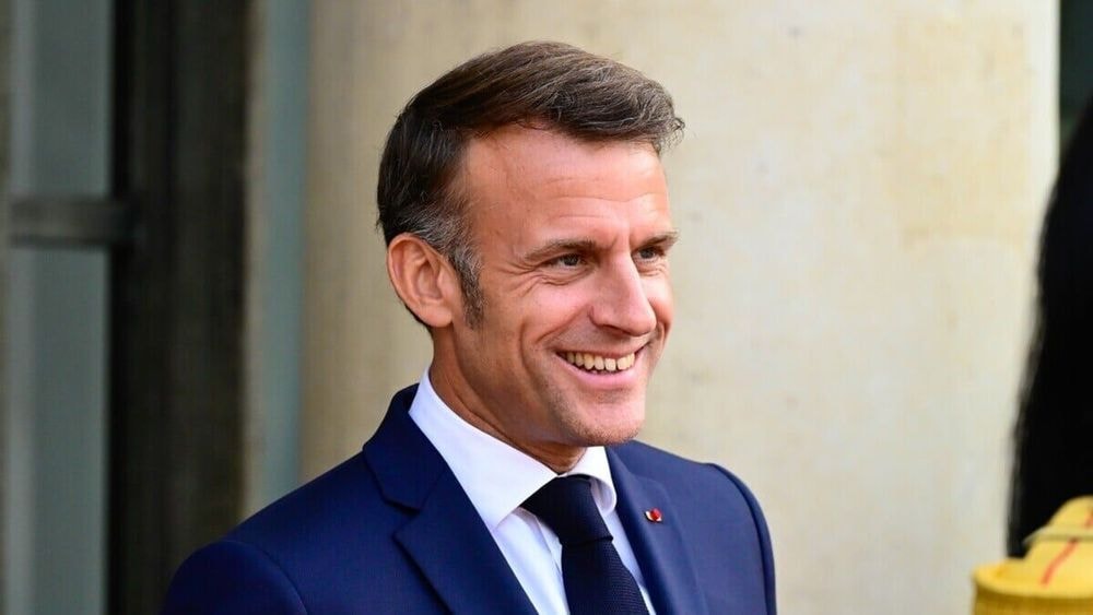 Emmanuel Macron : “près d’un million d’euros…”, son salaire XXL dévoilé