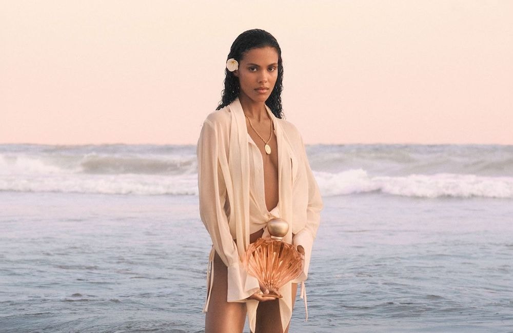 Best of beauté : Tina Kunakey chez Nina Ricci ; une expo engagée signée Guerlain ; une fan zone skincare…