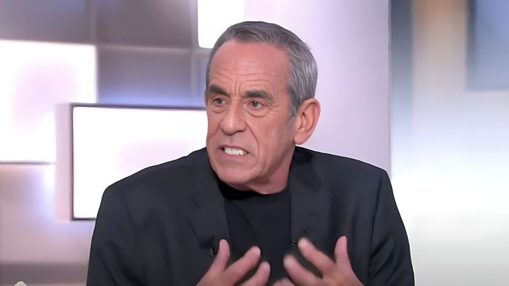 Thierry Ardison atomise une nouvelle fois Cyril Hanouna : "Hitler était beaucoup plus intelligent"