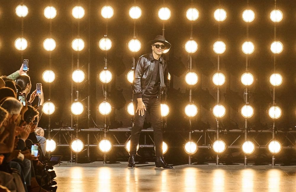 Hedi Slimane quitte la direction artistique de Celine