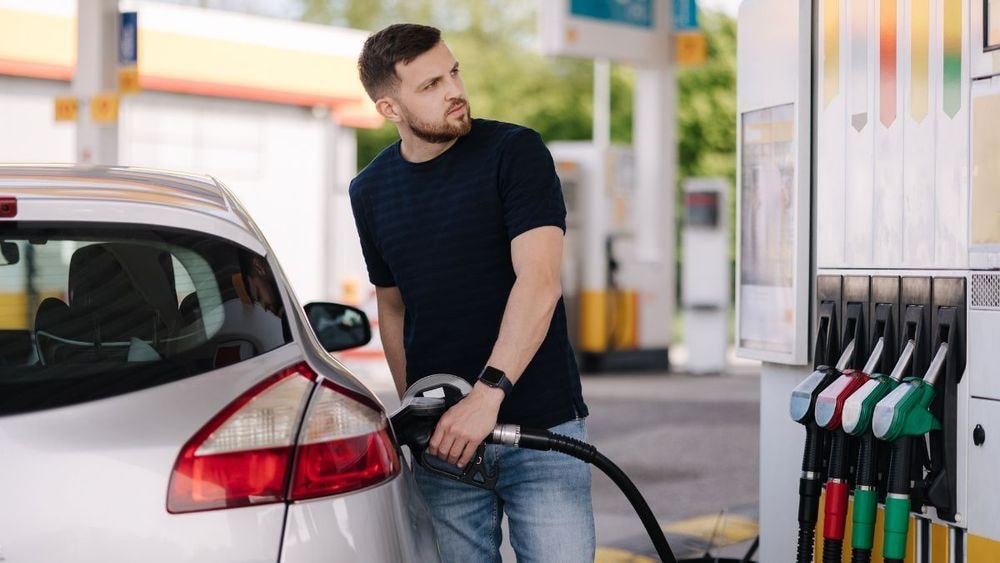 Hausse du carburant : "On devrait être impacté de 20%", voici le manque à gagner des Français selon "le calcul" de cet automobiliste