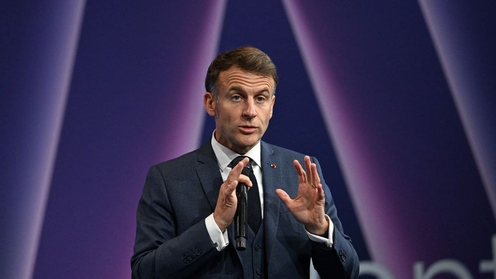 Emmanuel Macron “est recto-verso”, les révélations chocs de Geneviève de Fontenay sur sa sexualité refont surface