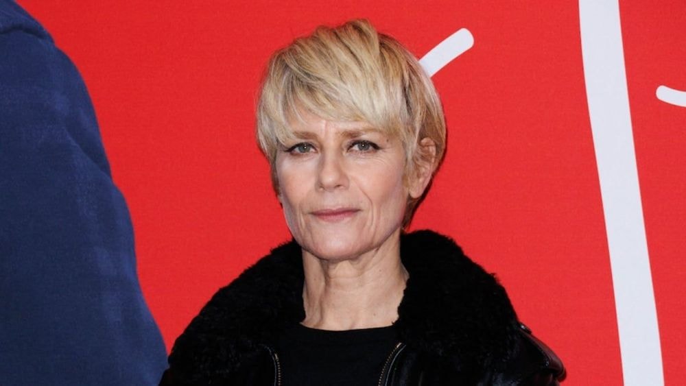"Ça me fait chier..." : Marina Foïs dézingue Philippe Lacheau et Tarek Boudali