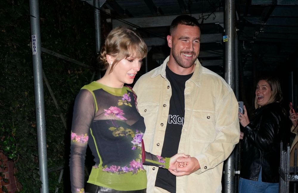 « Il était génial » : le petit ami de Taylor Swift, Travis Kelce, évoque sa rencontre avec le prince William