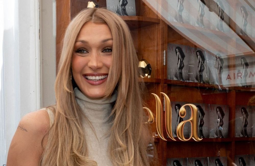 Bomber vintage + look à pois : Bella Hadid signe la tenue rétro la plus cool de l’été