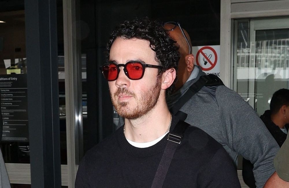 Kevin Jonas : le chanteur révèle s’être fait opérer d’un cancer de la peau