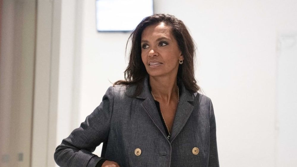 Jordan Bardella face à des cameramen "plutôt à gauche", Karine Le Marchand en mauvaise posture, "ça a été compliqué"