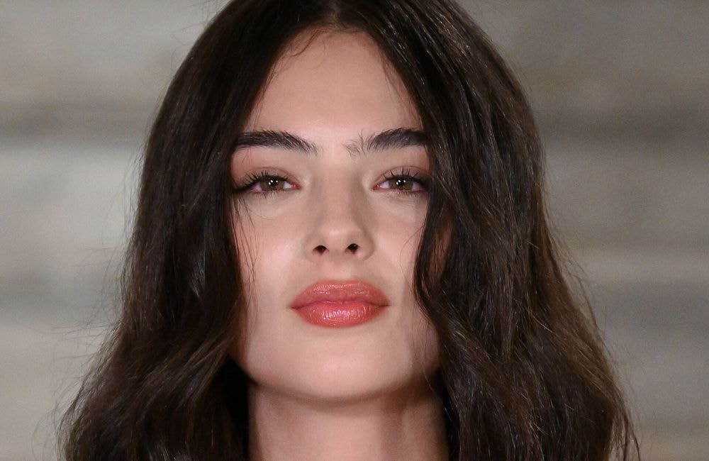 Deva Cassel méconnaissable : la fille de Monica Bellucci change radicalement de look