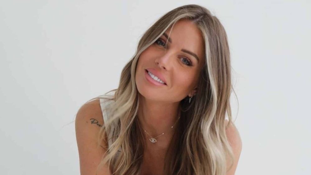 Jessica Thivenin : son placement de produit à l'hôpital avec son papa hospitalisé choque la Toile, elle répond aux critiques !