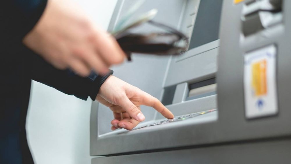 Carte bancaire : « Pourquoi le code PIN comporte 6 chiffres dans certains pays ? »