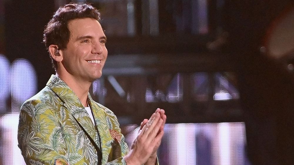 Mika s'effondre sur scène à Manchester : "Tu m'as réduit en larmes"