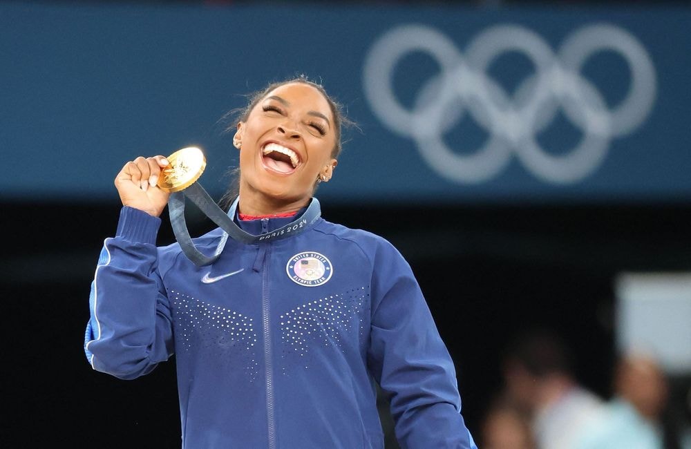 « Je veux qu'elle me contacte » : la mère biologique de Simone Biles sort du silence