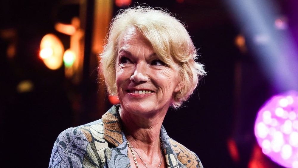 Anne-Sophie Lapix aux anges, Brigitte Lahaie (69 ans) lui fait don de son sextoy : "Voilà, ça y est, je l'ai"