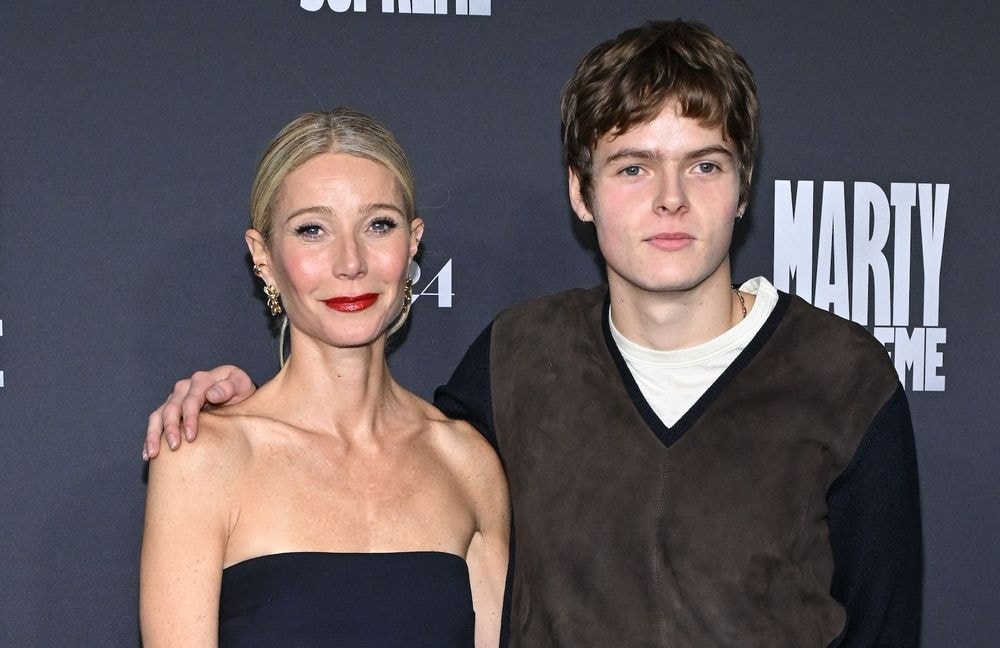 Moses Martin, le fils discret de Gwyneth Paltrow et Chris Martin, musicien comme son père