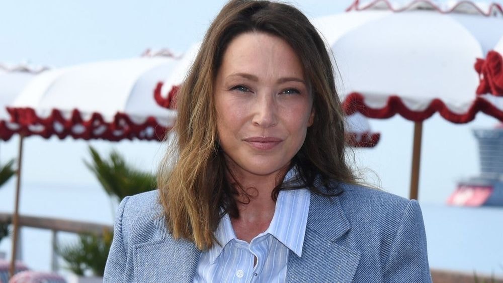 “Je ne veux pas…” Laura Smet veut-elle renouer les liens avec ses sœurs Jade et Joy ?
