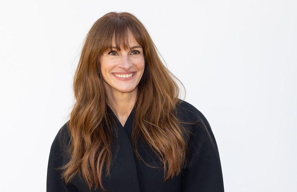 Éblouissante, Julia Robert succombe à cette coupe de cheveux tendance
