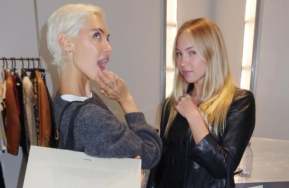 Bella Hadid, Lily-Rose Depp, Lila Moss…Cette boutique vintage parisienne est devenue le passage obligé des célébrités