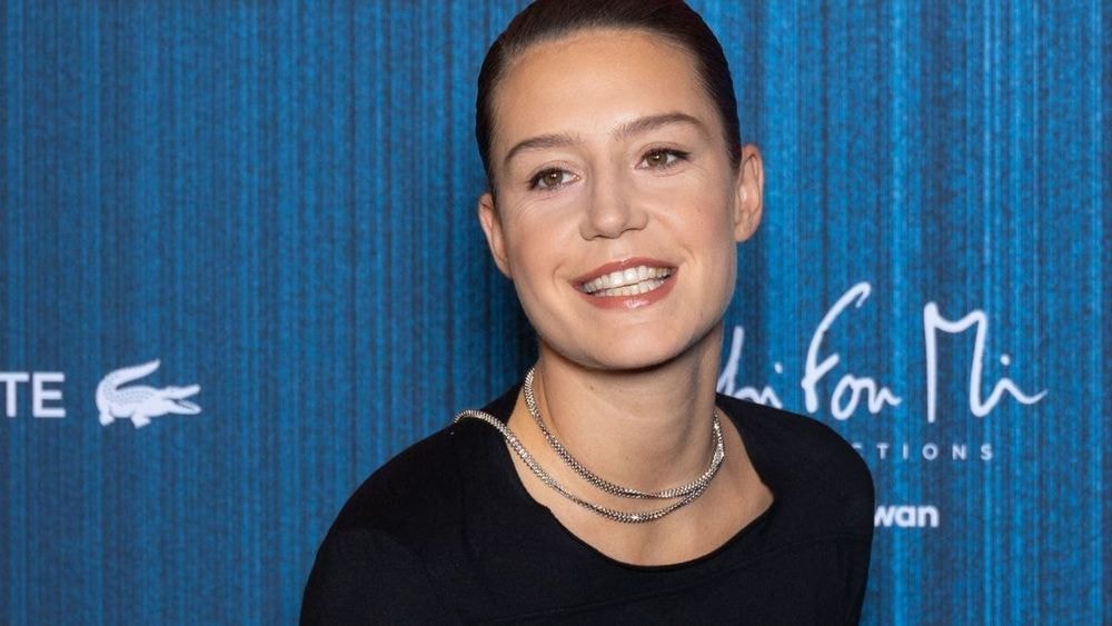 Adèle Exarchopoulos cash sur les rumeurs de grossesse à son sujet : “Il n’y a pas plus important ?”