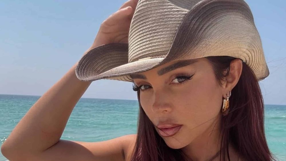"Je suis choqué" : Fidji Ruiz sans filtre et sans maquillage, la Toile n'en revient pas !
