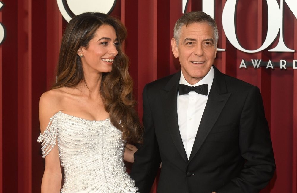 Amal Clooney fait de rares confidences sur son époux George Clooney et leurs enfants