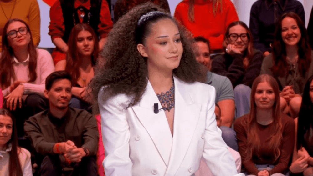 "Ça me met mal à l’aise…" : Léna Situations s’exprime sur le harcèlement qu’elle subit