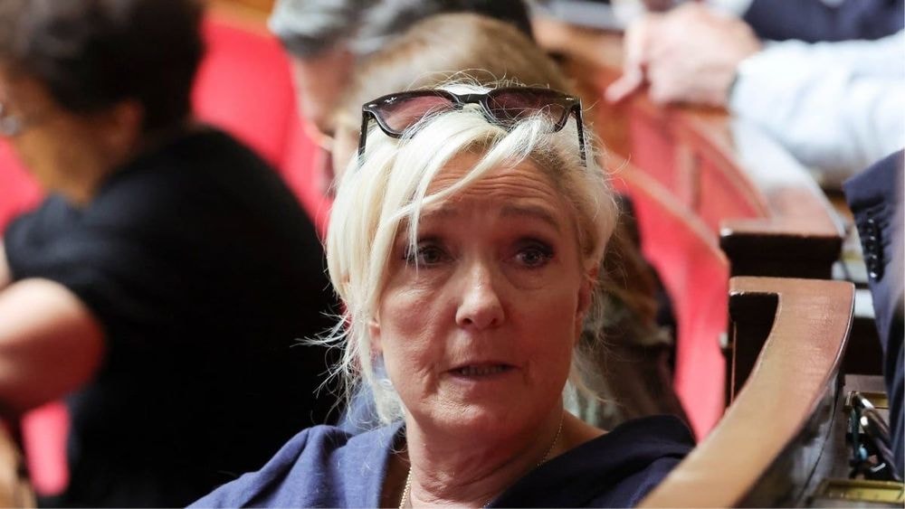 Marine Le Pen "enfermée chez elle le soir", à 57 ans, elle renonce à ce vice et débute "une vie d'ascète"