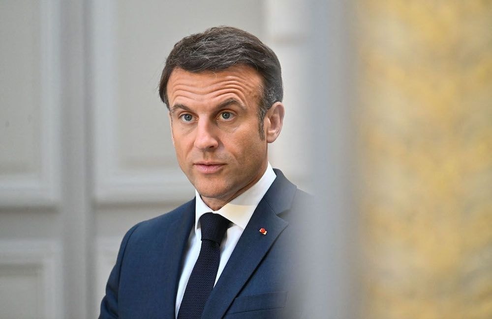 JO 2024 : Emmanuel Macron prend la défense de la chanteuse Aya Nakamura