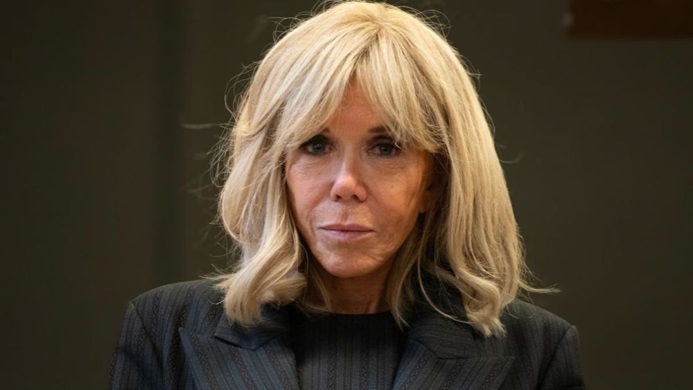 "Un empoisonnement" : Brigitte Macron victime du pire en pleine Opération Pièces jaunes