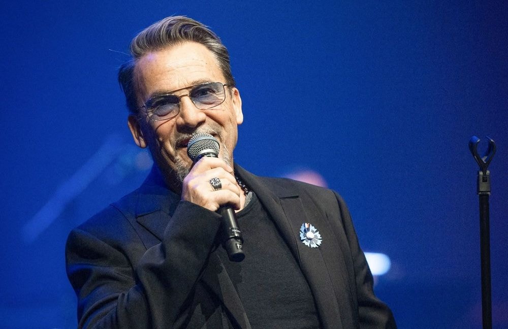 Florent Pagny : sa file Aël raconte le jour où elle a appris que son père souffrait d’un cancer