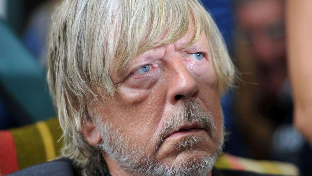 Renaud : le chanteur refuse de chanter pour les Enfoirés à cause de Mimie Mathy, la raison dévoilée !