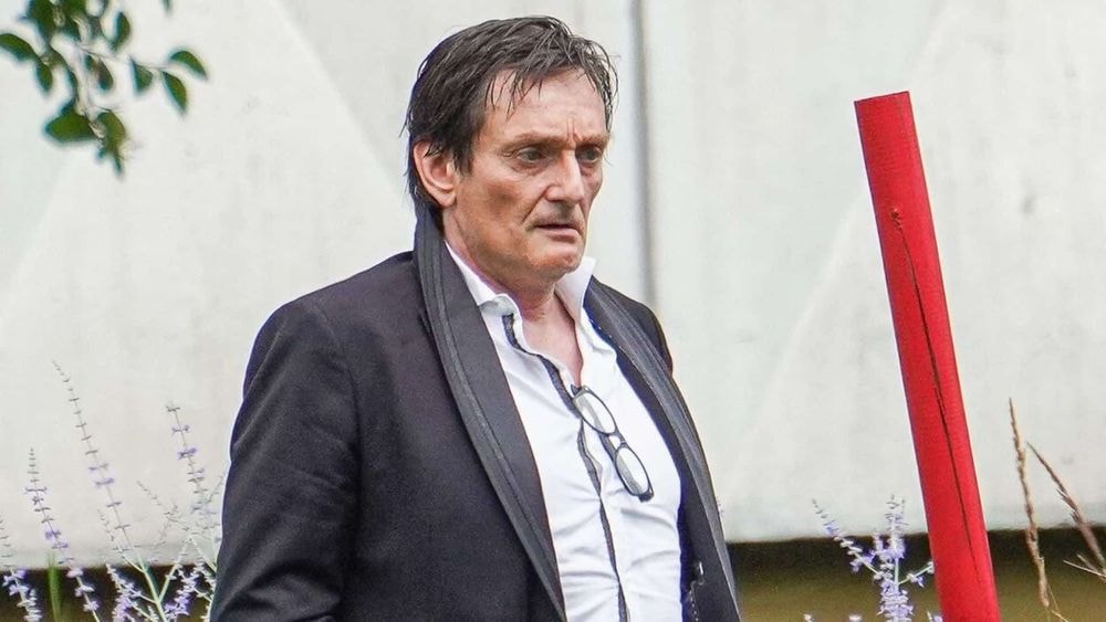 Pierre Palmade : des gardiens de prison font des révélations choc sur son état en détention, "il ne tiendra pas le coup" !