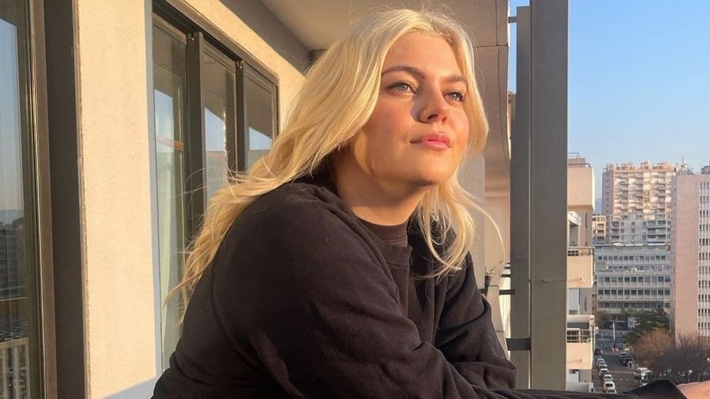 Louane : son duo en italien avec son compagnon fait fondre la Toile