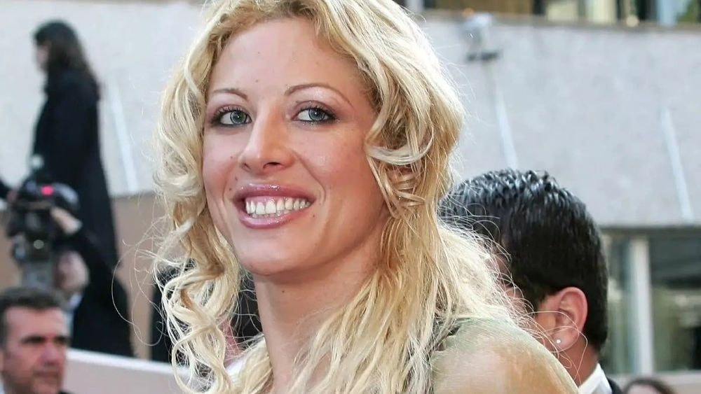 Loana : ses proches inquiets, elle ne donne répond plus au téléphone