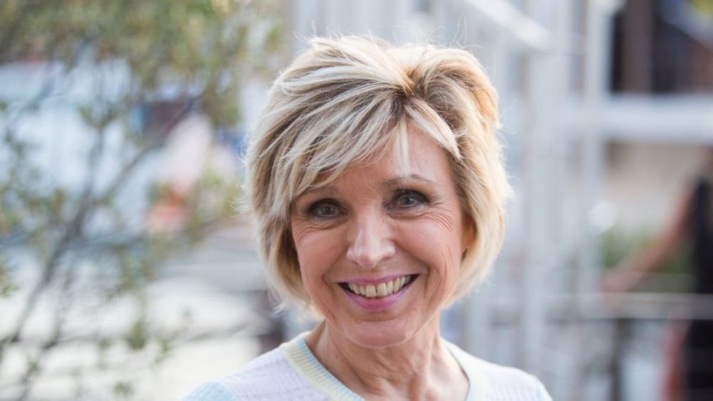Evelyne Dhéliat sous le choc : la Miss Météo victime d'un violent incident en plein bulletin