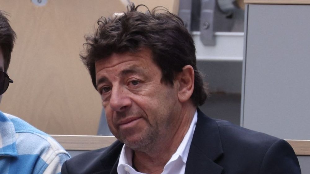Coup de massue pour Patrick Bruel : les maires lui demandent de "se retirer" et certains artistes demandent d'"annuler sa venue" à Saint-Étienne.